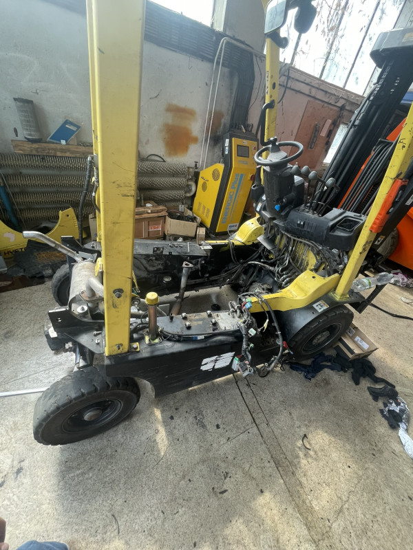 Hyster oprava motoru